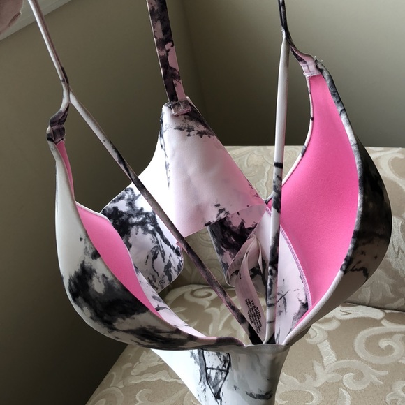 VS Pink Marble Bralette - Picture 5 of 5